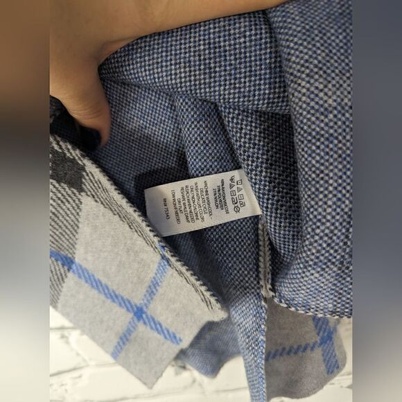 Adrienne Vittadini Knit top, mock neck plaid grey and blue xs - Picture 3 of 8